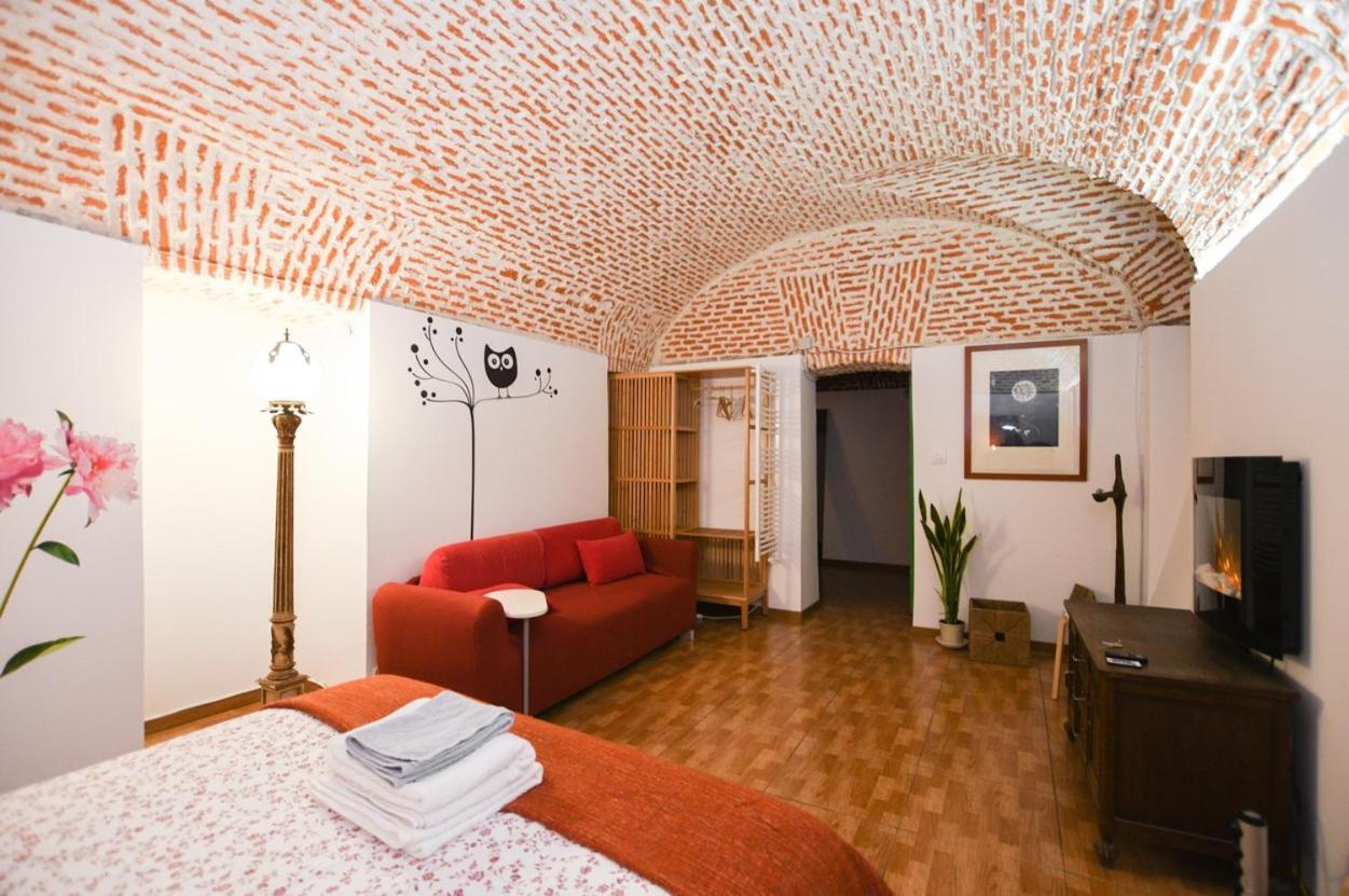Encomienda Guest House Madrid Exteriör bild