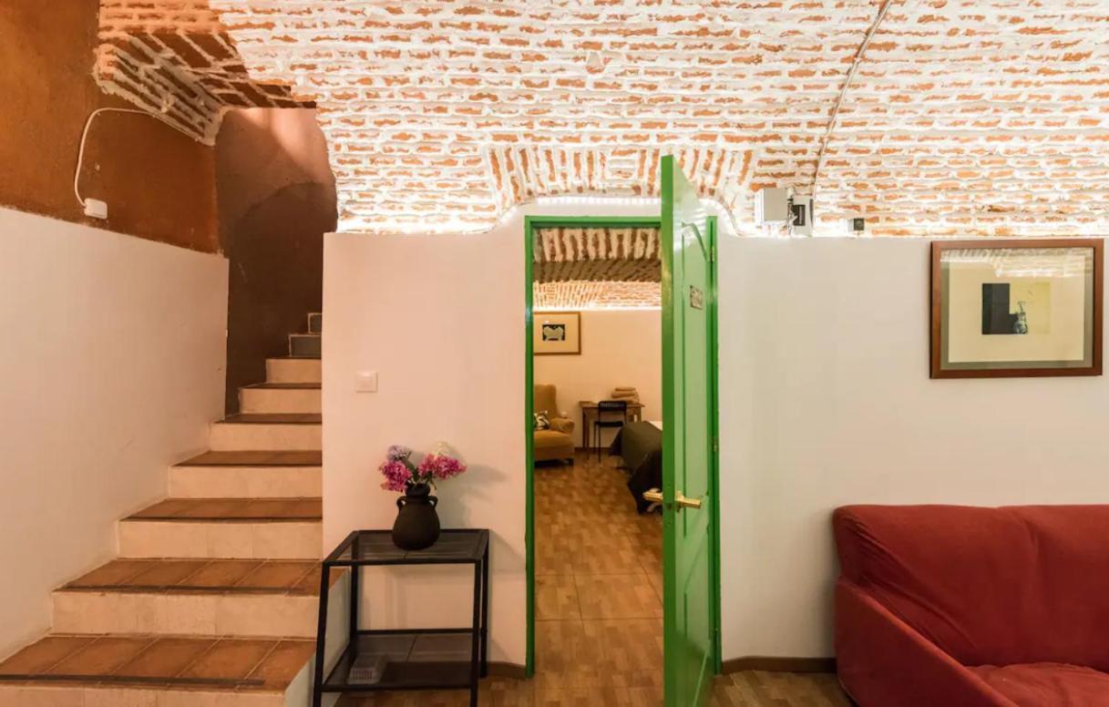 Encomienda Guest House Madrid Exteriör bild