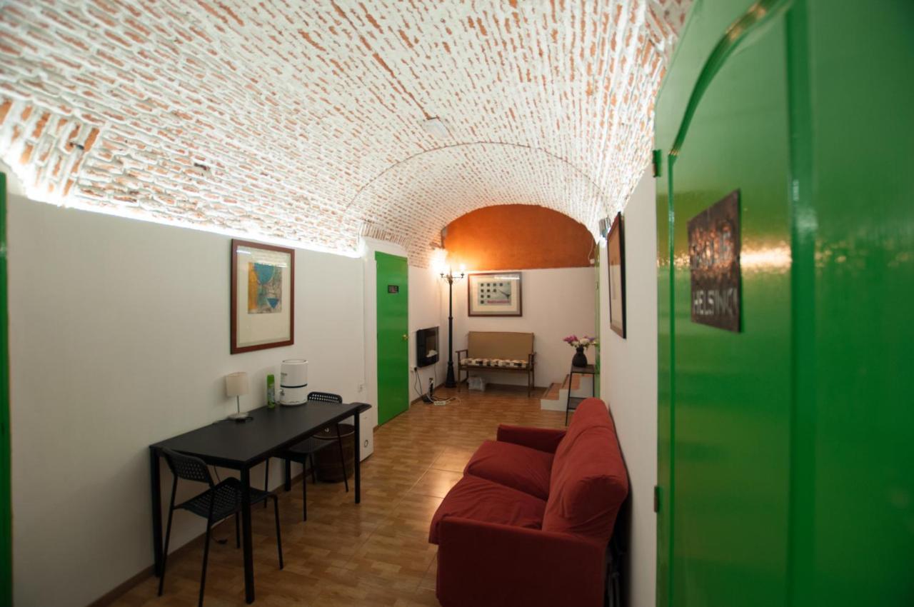 Encomienda Guest House Madrid Exteriör bild