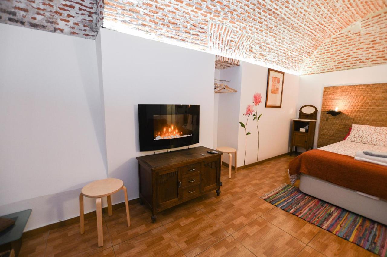 Encomienda Guest House Madrid Exteriör bild